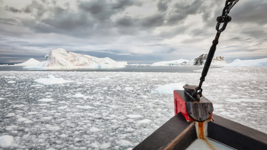 북극해를 항해하는 배. 기사 내용과 직접적 관련 없음. 게티이미지뱅크
