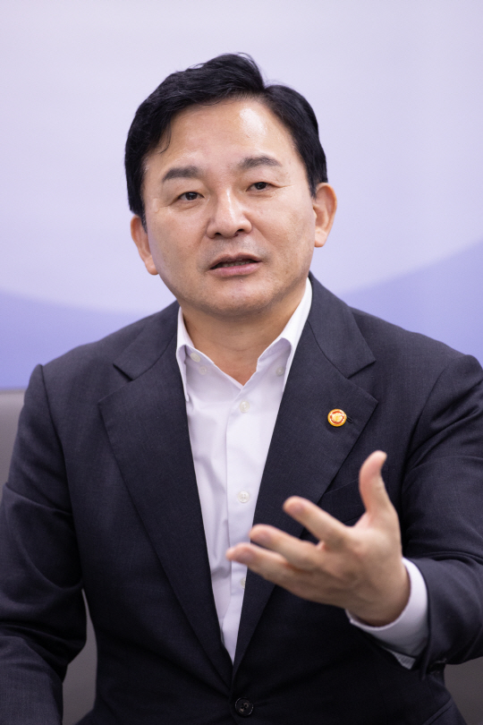 원희룡 국토교통부 장관이 18일 국토부 출입기자단과의 간담회에서 발언하고 있다. 국토부 제공