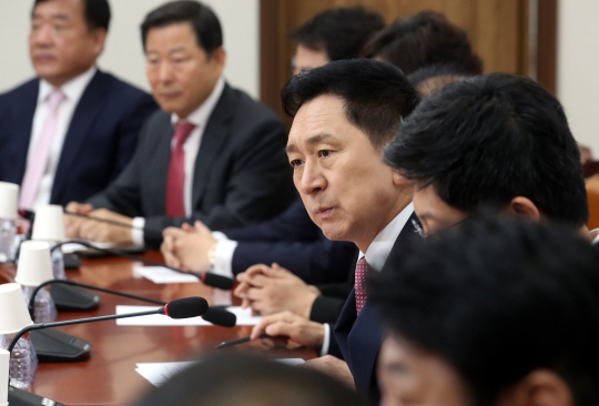 김기현 국민의힘 대표가 12일 오전 서울 여의도 국회에서 열린 국민의힘 최고위원회의에서 발언을 하고 있다. 뉴시스