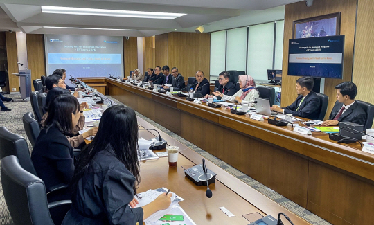 지난 12일 HUG와 인도네시아 BP Tapera 및 감사원(BPK) 대표단이 주택금융 지식공유 회의를 진행하고 있다. 주택도시보증공사(HUG) 제공