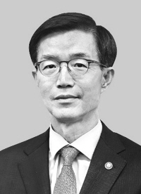 방문규 산업통상자원부 장관