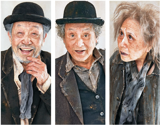 왼쪽부터 에스트라공 역의 배우 신구(87), 블라디미르 역의 박근형(83), 럭키 역의 박정자(81).  파크컴퍼니 제공