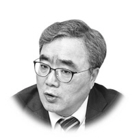 권혁주 서울대 행정대학원 교수