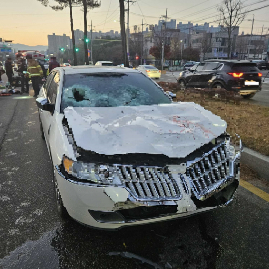 사고차량. 강원소방본부 제공