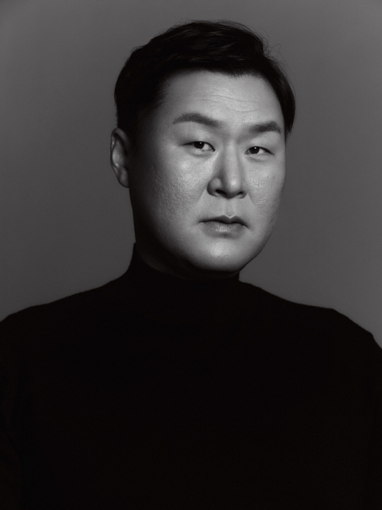 배우 윤경호