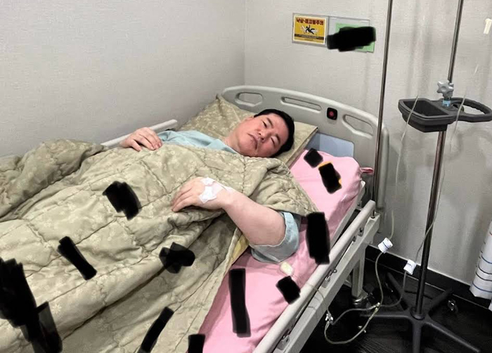 유동규 전 성남도시개발공사 기획본부장이 사고 이튿날 공개한 병상 사진. 유재일 유튜브 커뮤니티