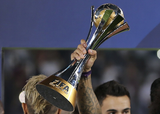 FIFA 클럽월드컵 우승 트로피. AP뉴시스