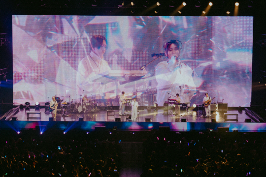 일본 밴드 요아소비 내한 콘서트 사진. 리벳, 카토 슘페이 제공