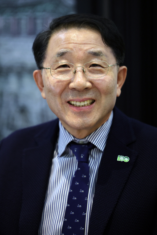 한국기독교교회협의회(NCCK) 김종생 총무가 10일 서울 종로구 한 식당에서 신년 기자간담회를 하고 있다. 뉴시스