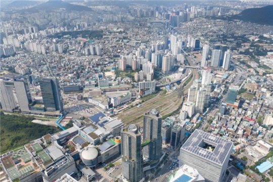 서울역-용산역 경부선 지상 철도. 용산구청 제공