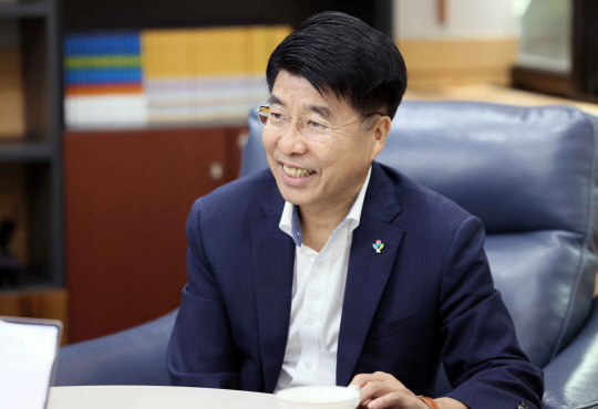 서강석 송파구청장. 송파구청 제공