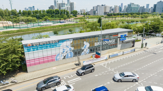 양천구 ‘안양천 빅데크(가칭)‘가 들어설 신목동역 일대 바이크라운지.양천구청 제공