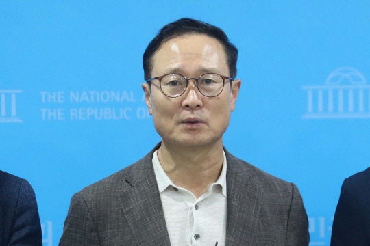 홍영표 더불어민주당 의원. 뉴시스