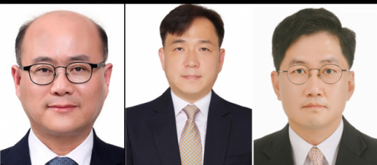 왼쪽부터 신임 과학기술정보통신부 이창윤 1차관, 강도현 2차관, 류광준 과학기술혁신본부장. 과학기술정보통신부 제공.
