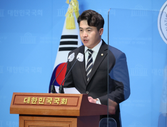 오영환 더불어민주당 의원. 연합뉴스