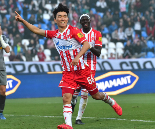 황인범. 츠르베나 즈베즈다 SNS