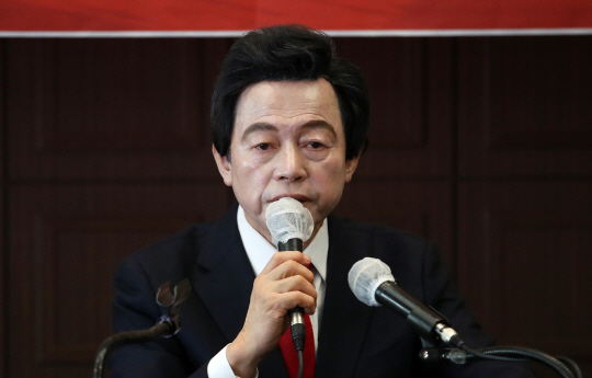 뉴시스