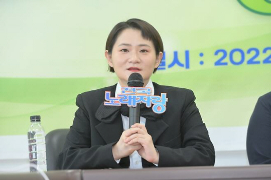 방송인 김신영.