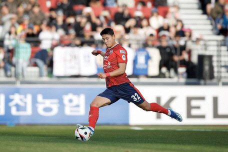 김천의 정치인. 한국프로축구연맹 제공