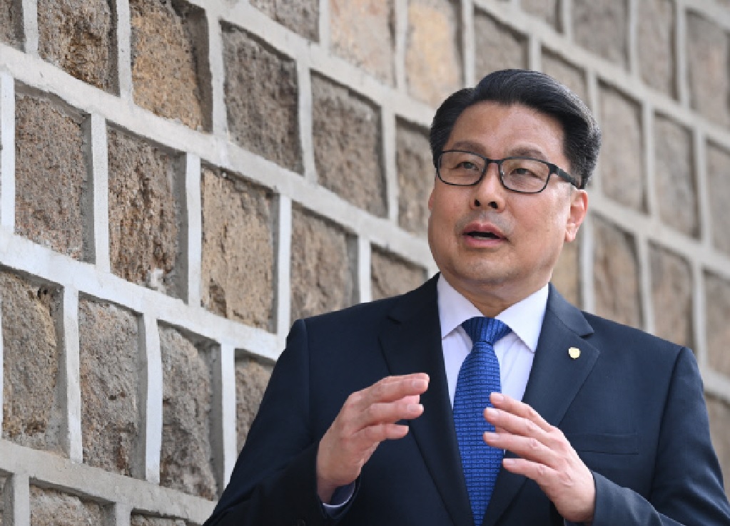 지난 3월 취임한 변창훈 한국사립대학총장협의회 회장이 16일 서울 중구 인근에서 이뤄진 문화일보와의 인터뷰에서 앞으로 사립대 재정 및 운영 자율화에 대해 목소리를 높이겠다는 계획을 설명하고 있다. 박윤슬 기자