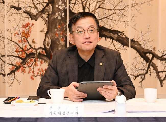 뉴시스