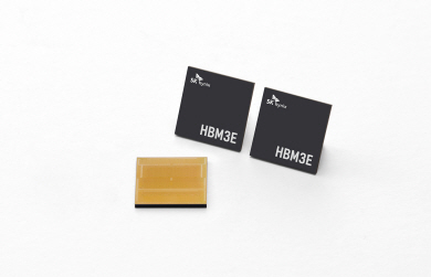SK하이닉스가 지난 3월 말 양산하기 시작한 차세대 고대역폭메모리(HBM) ‘HBM3E’ 제품.  SK하이닉스 제공