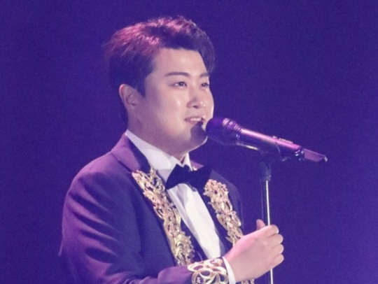 가수 김호중