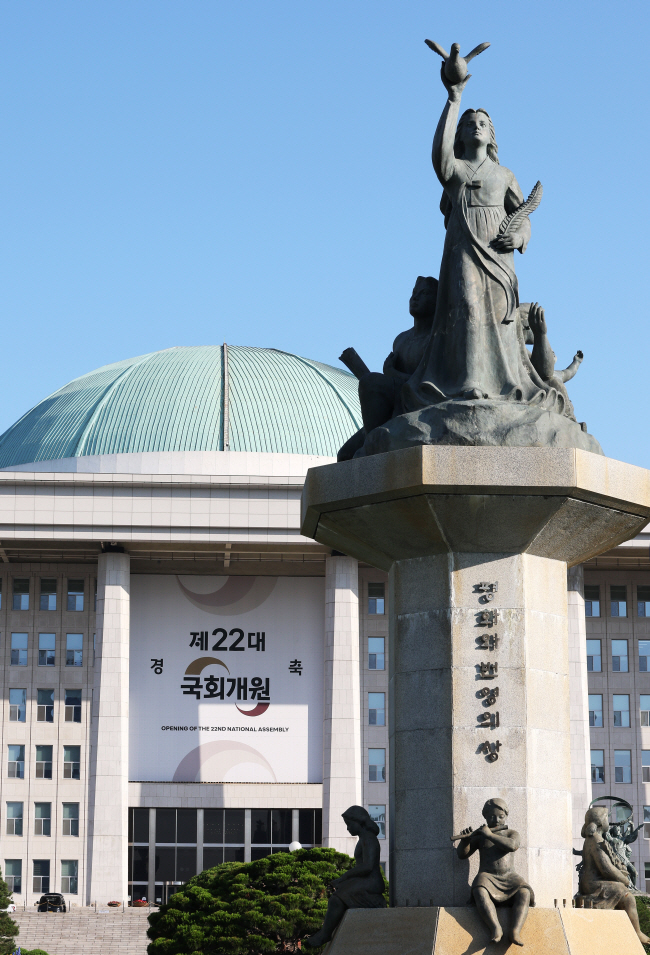 안건조정위 ‘일방처리 도구화’ · 법사위 패싱… 국회 퇴행시켜[22대 국회도 ‘거야 독주’]