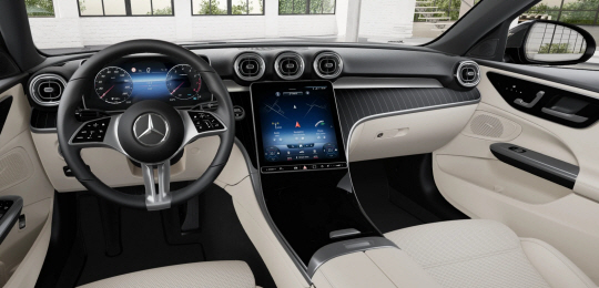 메르세데스 벤츠 코리아가 출시한 ‘C 200 아방가르드’의 내부 모습. 메르세데스 벤츠 코리아 제공.