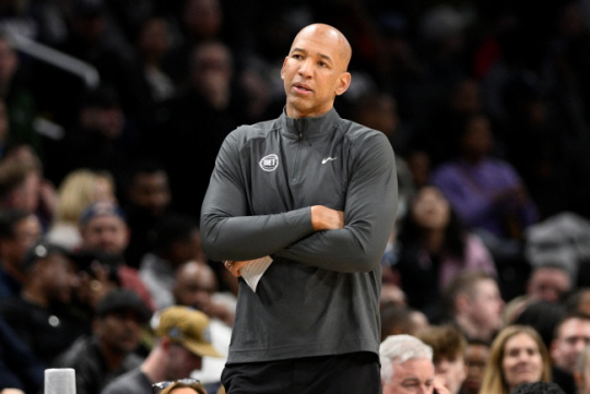 NBA 디트로이트의 몬티 윌리엄스 감독. AP뉴시스