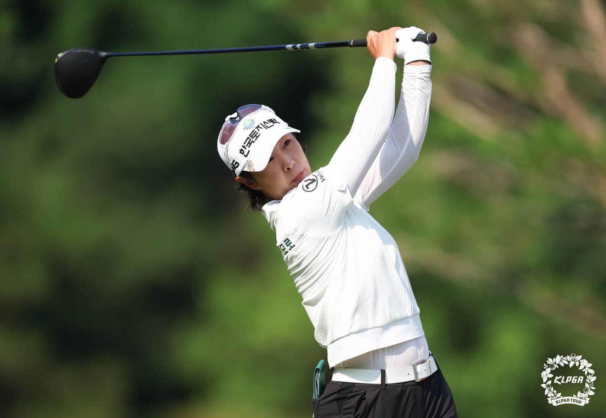 (서울=연합뉴스) 박지영이 20일 경기 포천에 위치한 포천힐스CC에서 열린 ‘BC카드 한경 레이디스컵2024’ 1라운드 10번 홀에서 티샷하고 있다. 2024.6.20 [KLPGT 제공. 재판매 및 DB 금지]