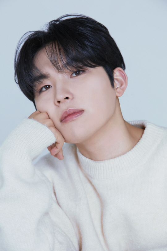 가수 범진