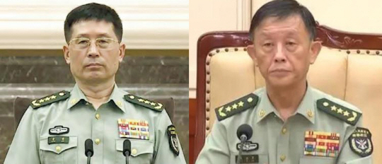 황밍(왼쪽) 신임 중국 인민해방군 북부전부 사령원과 우야난 신임 남부전구 사령원. 밍바오, 바이두 캡처