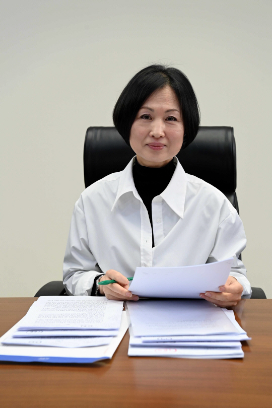 소설가 조경란 문호남 기자