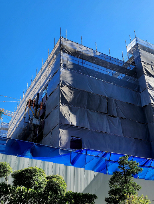 신축 공사 중인 서울 용산 국방부 영내 국방홍보원 공사 현장. 정충신 선임기자