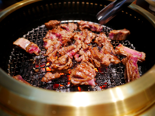 인천 ‘송도갈비’의 소갈비구이.