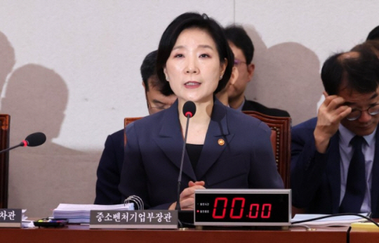뉴시스