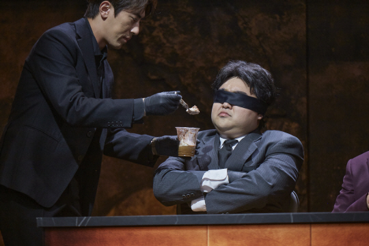 요식사업가 백종원을 패러디한 개그맨 김규원(오른쪽)