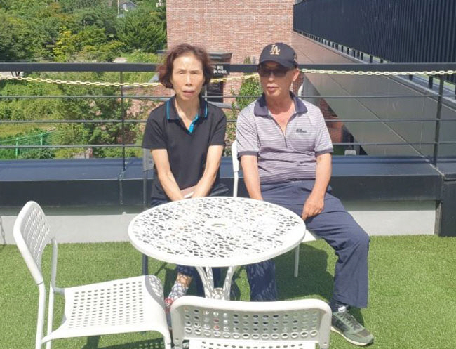 작년 여름에 찍은 동생 부부 사진.