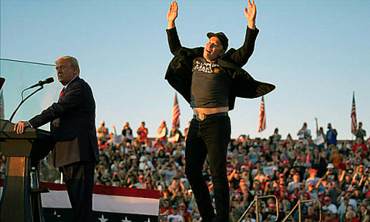 일론 머스크(오른쪽)테슬라 CEO가 10월 5일 펜실베니아주 버틀러에서 열린 도널드 트럼프 대통령 당선인 선거 유세에 참석해 점프하는 모습. AP 뉴시스