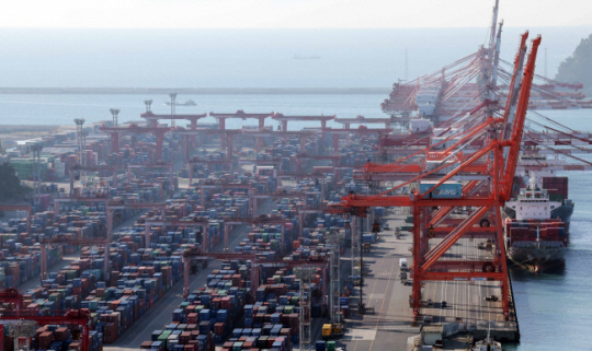 부산항 전경. 뉴시스 자료사진