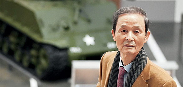 “軍은 일단 명령에 따르는 수명자… 정치적 목적 동원땐 정당성 잃어”[데스크가 만난 사람]