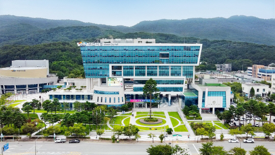 경기 이천시청사 전경. 이천시청 제공