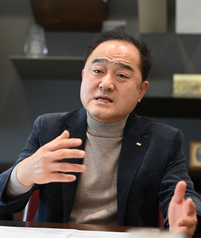 정철 원장이 한국경제의 방향에 대해 설명하고 있다. 박윤슬 기자