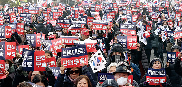 ‘이재명 비호감’에 대선지형 변동 조짐… 김부겸 “때 되면 앞장 설 것”[허민의 정치카페]