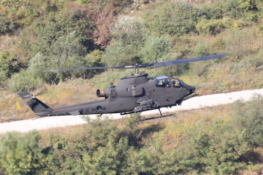 AH-1S 코브라 공격헬기. 육군 제공