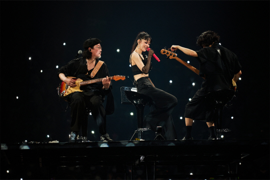 자우림의 25주년 기념 공연. 인터파크 엔터테인먼트 제공