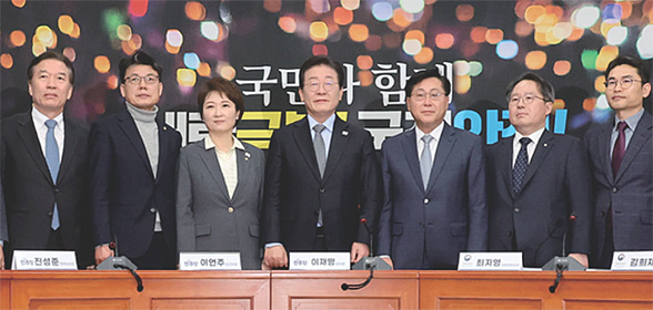 이재명, 정당 지지율에 신세진 형국… 대선후보 개인매력 상대적 부족[Deep Read]