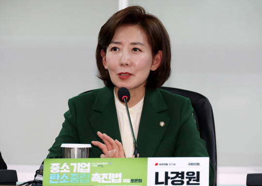 뉴시스