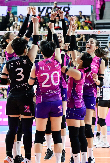 승리를 향한 열망, 과연 현실이 될까? 관련 이미지